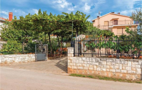 Amazing Apartment In Galizana With Wifi